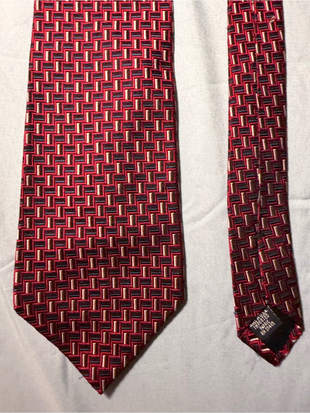 Stafford Men's Red Geometric Silk Tie